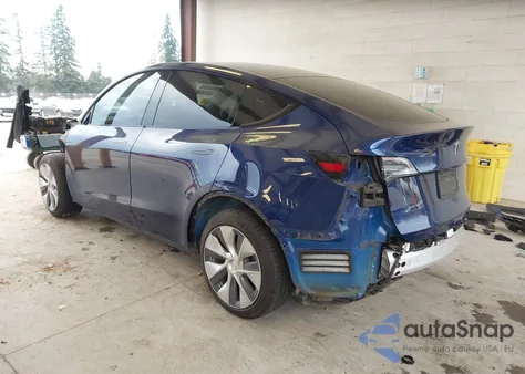 2020 Tesla Model Y Long Range Dual Motor All-Wheel Drive z USA, uszkodzony, nr VIN 5YJYGDEE0LF013735